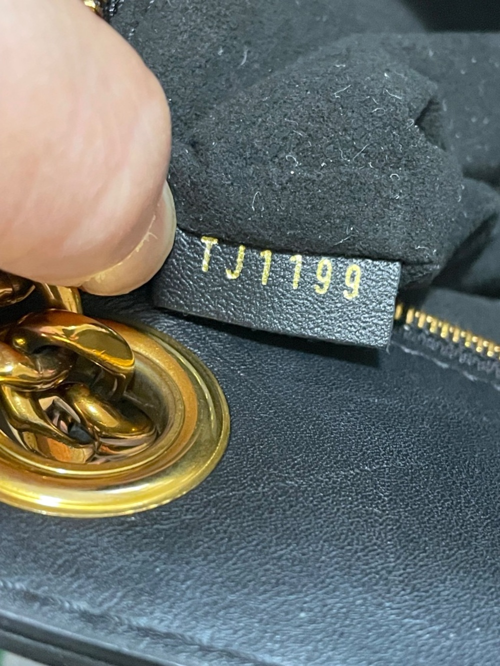 Louis Vuitton New Wave Navy Leather Shoulder Bag - Picture 8 of 8